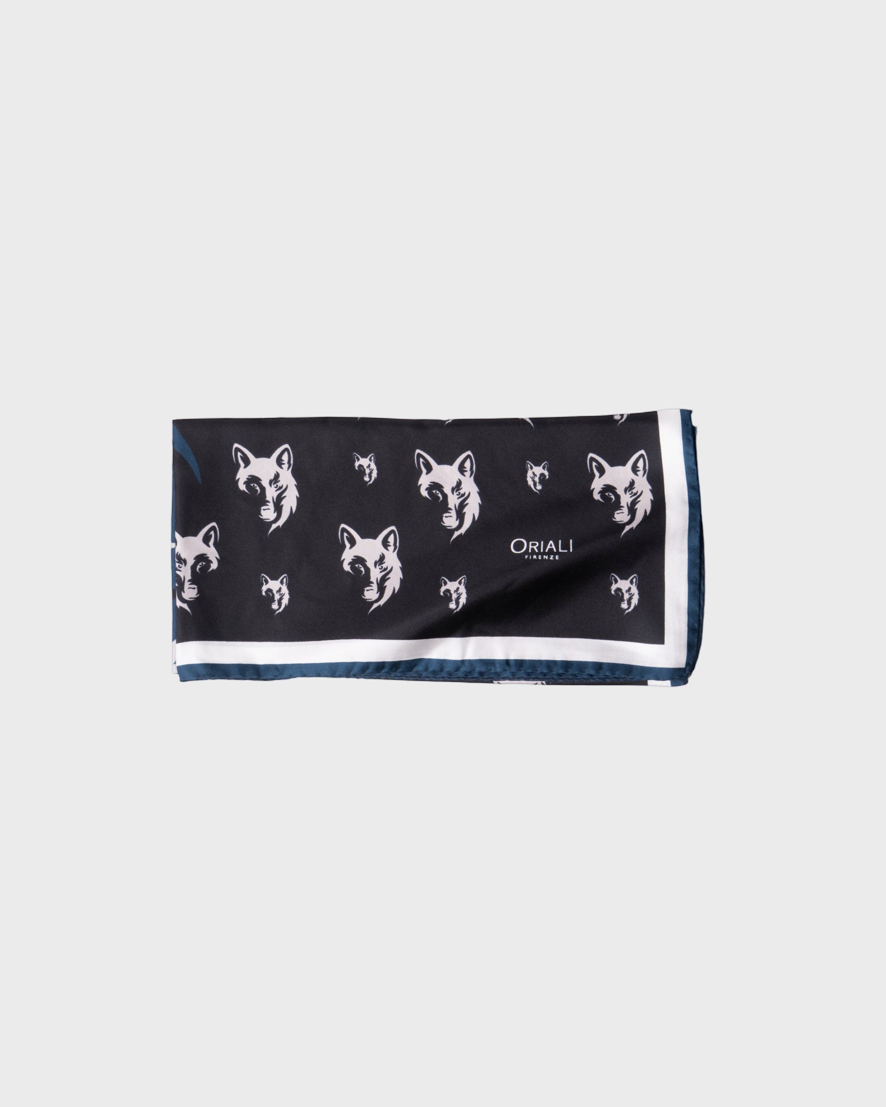 Foulard en sergé imprimé motif Loup