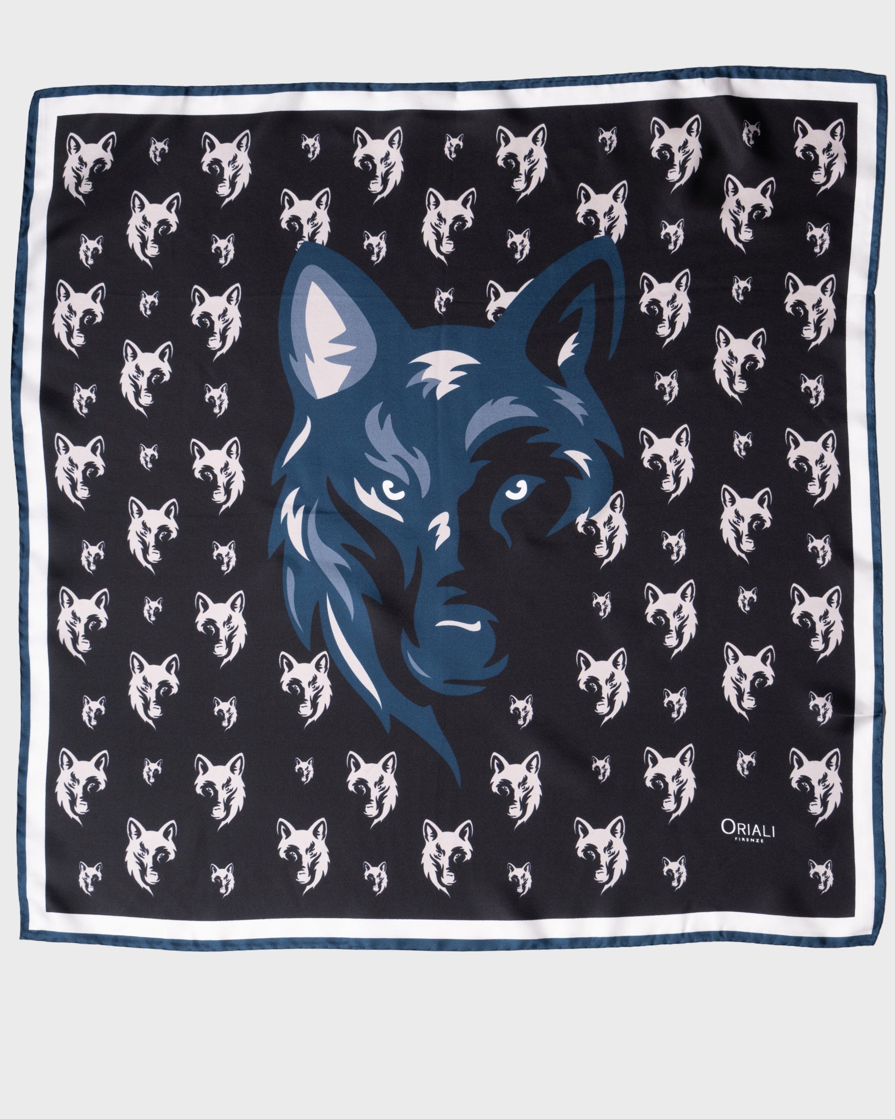 Foulard en sergé imprimé motif Loup