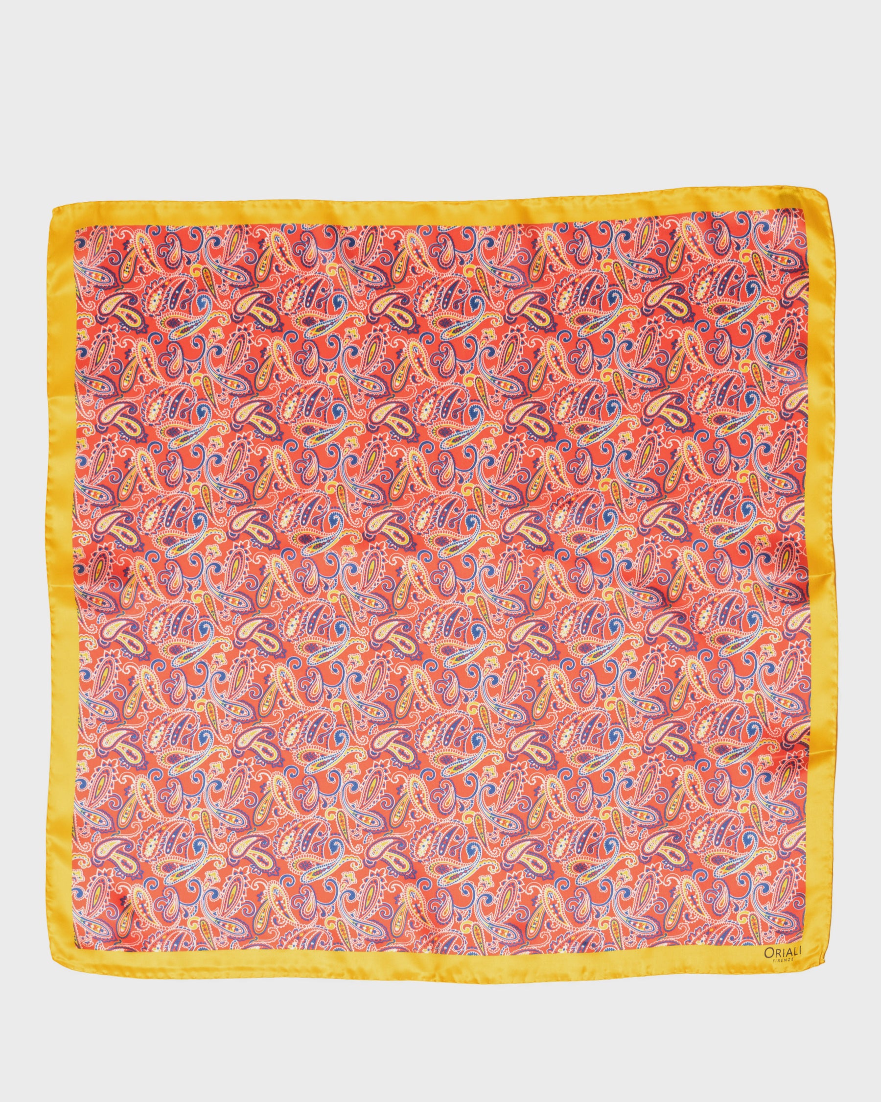 Foulard en soie sergée imprimée