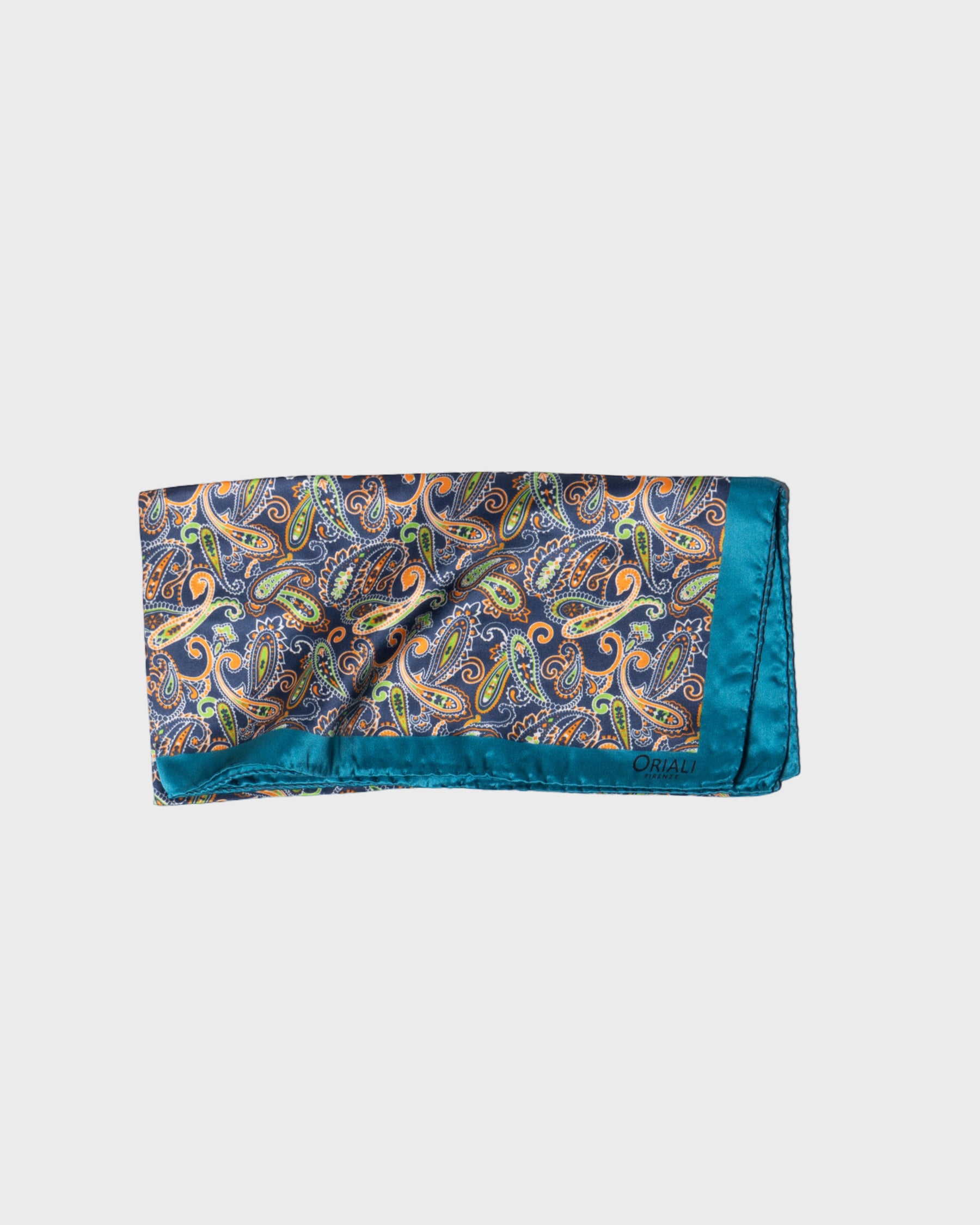 Foulard en soie sergée imprimée