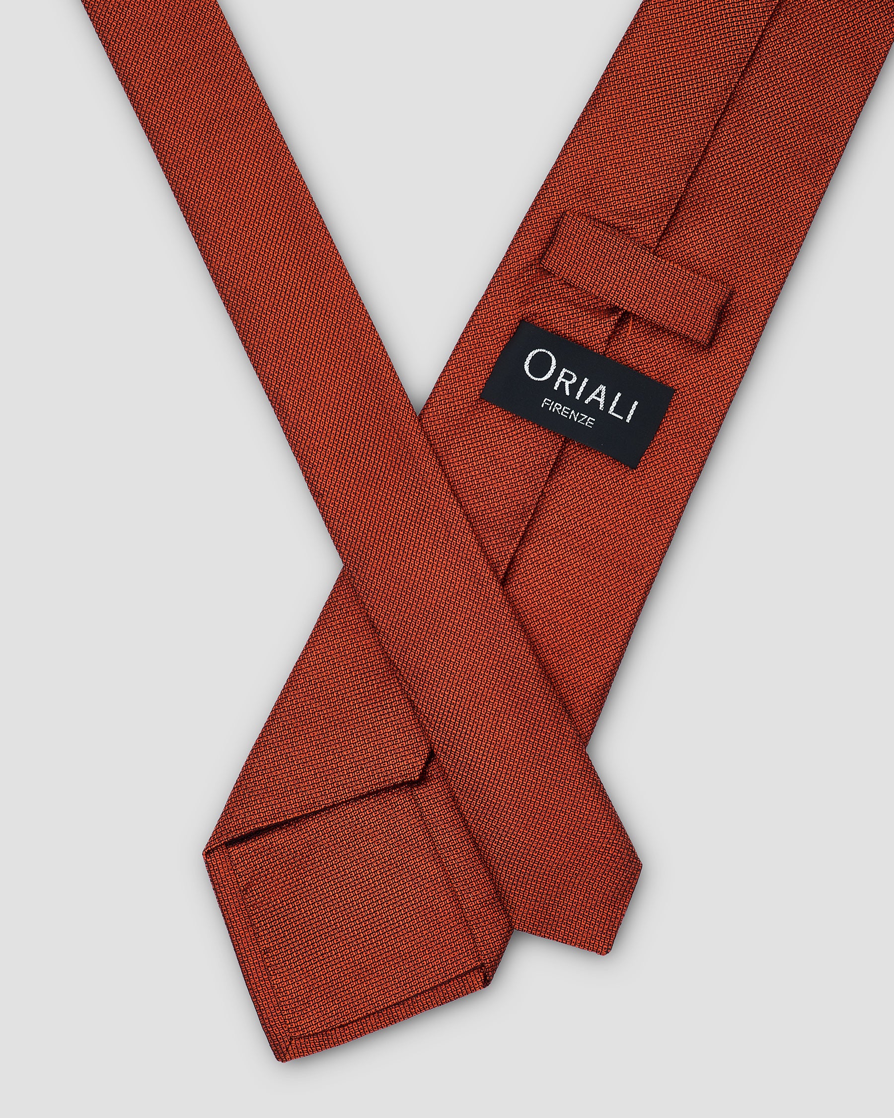 Cravate jacquard de couleur unie