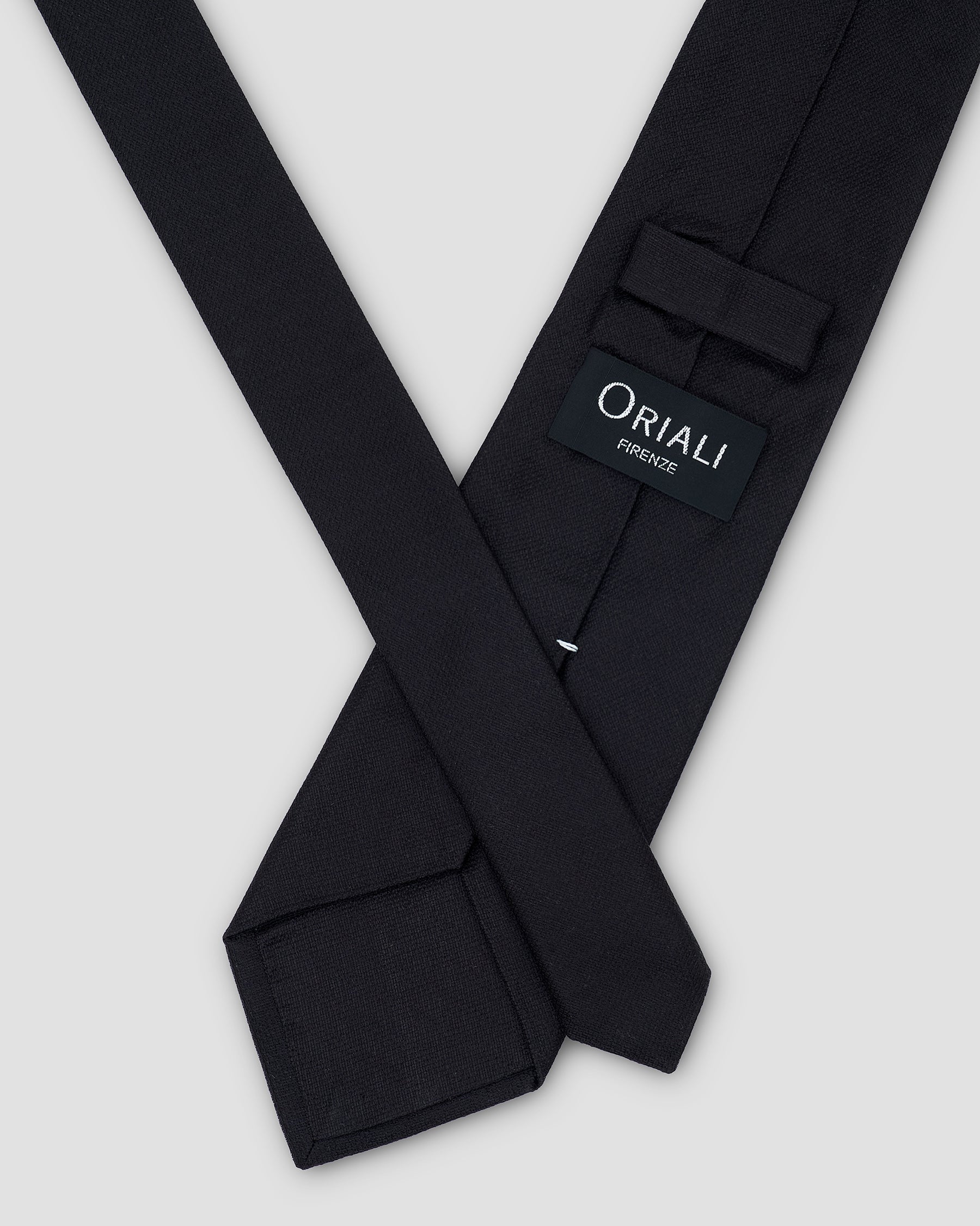 Cravate jacquard de couleur unie