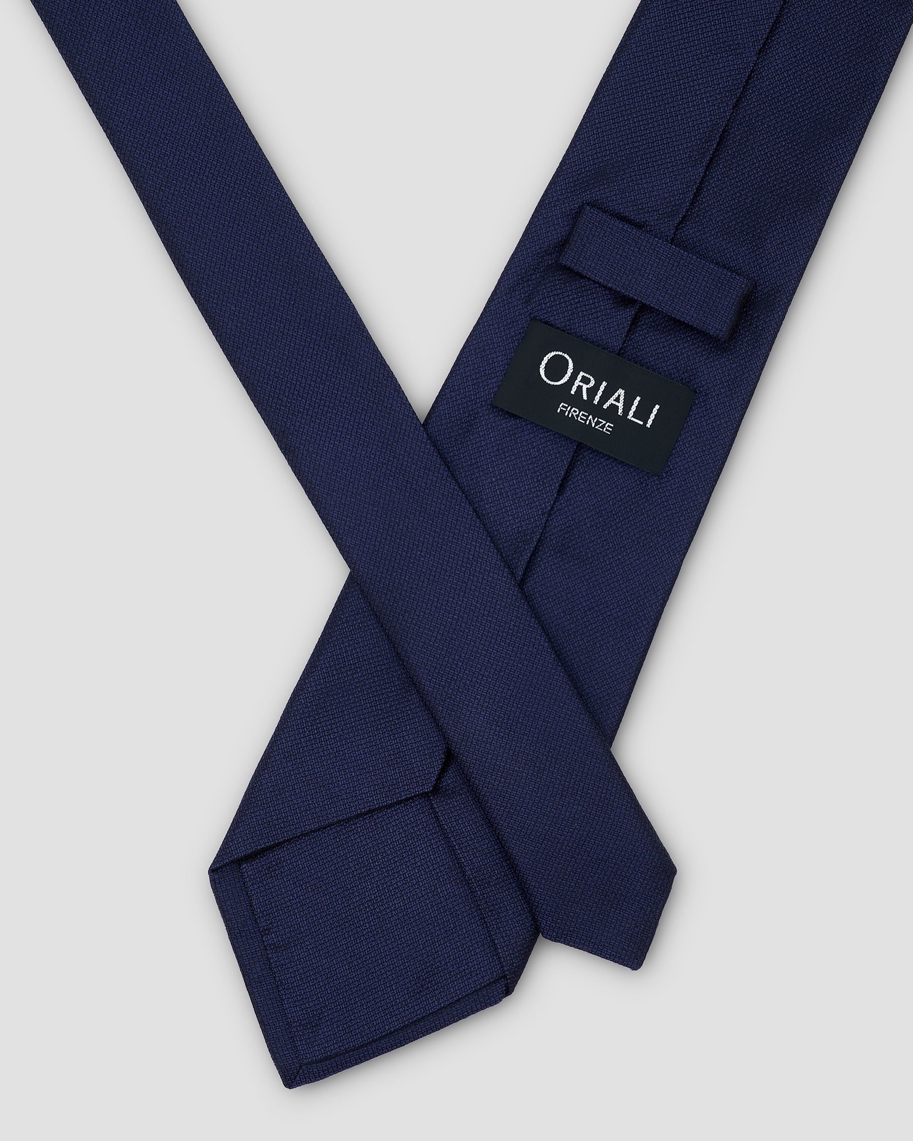 Cravate jacquard de couleur unie