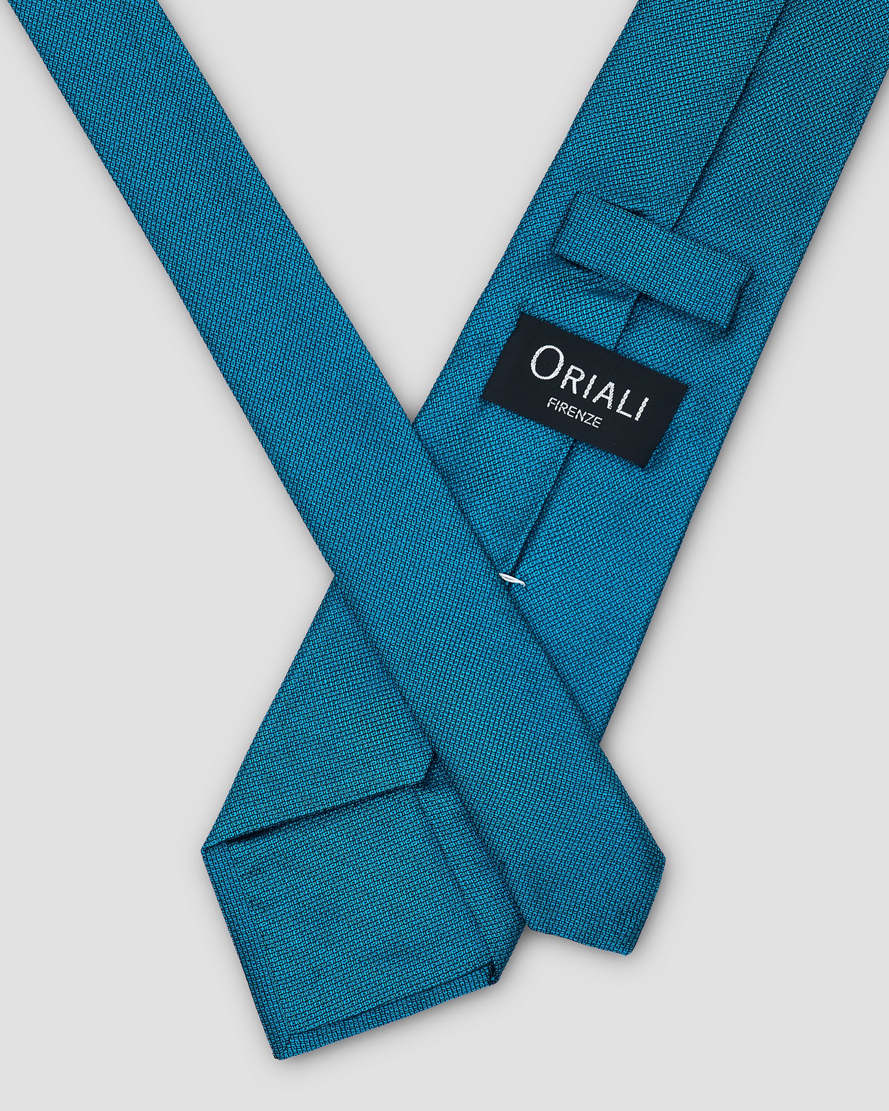 Cravate jacquard de couleur unie