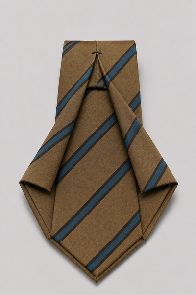 Cravatta 7 Pieghe Regimental Beige