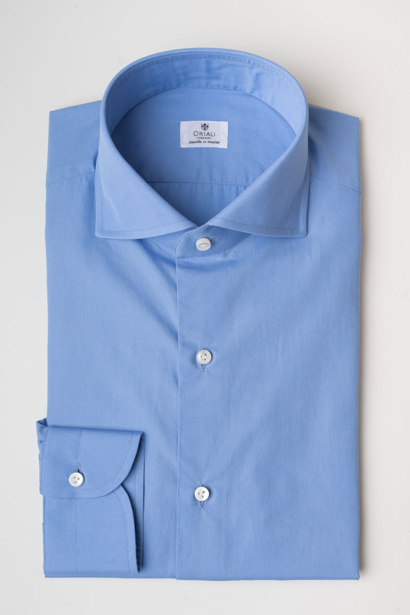 La camicia Oriali Firenze uomo tinta unita azzurro elettrico vista dall'alto
